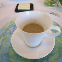レストラン・モリエール - 温かい牛蒡のスープ