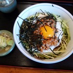 源氏車 - 納豆とろろ蕎麦850円