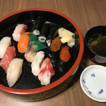 寿し安 - 寿司ランチ900円
