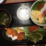 寿し安 - 生ちらしセット800円