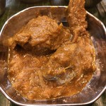 スパイス料理ナッラマナム - 牛タンのカレー煮込み