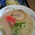 餃子の王将 - ホリデーセットのとんこつラーメン