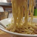 味噌ぶりNoodle みやみや - 丸鶏中華そば680円麺アップ