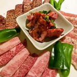 炭火焼肉 炙季 - 盛り合わせ