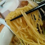 風風ラーメン - 麺リフト