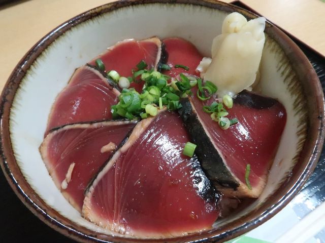 鰹タタキ漬丼 土佐くれ竹 By ベッキオ くれ竹 蓮池町通 寿司 食べログ 鰹タタキ漬丼 土佐くれ竹 By ベッキオ くれ竹 蓮池町通 寿司 食べログ
