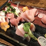 Kakureammugen - 薩摩里っこ地鶏お刺身小皿盛り 980yen