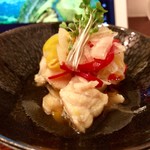 御料理 辰むら - 鯛の南蛮漬け。今年は比較的涼しい日が続いていたそうですが、さすがにこの日は日差しが強くて暑かったので、ちょっと季節を先取り。。。