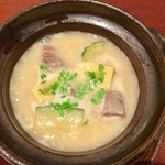 御料理 辰むら - 本日の変化球：白味噌タンシチュー。タンも非常に大きくてちゃんと存在感は主張してました。でも何と言っても白味噌ベースのシチューが超斬新。そしてめちゃくちゃうまい。これぞ辰むららしいとも思えます。