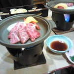 富寿し 膳 - 和牛の陶板焼き。