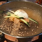 하남돼지집 - 冷麺
