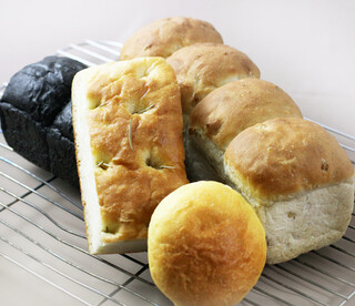 cucina Wada - 大好評の自家製パン　ホントにおいしですよ。