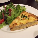 エ パタティ エ パタタ - タケノコのキッシュ