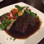 エ パタティ エ パタタ - 牛頬肉の赤ワイン煮込み