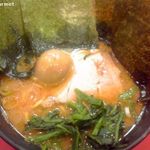 ラーメン 杉田家 - ラーメン(並)+味付玉子+のり (830円) 2017/05
