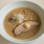 眞麺 穂高 - 【2017年03月】みそ＠730円、提供時。