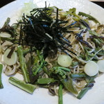 霧下蕎麦高はし - 皿盛り山菜そば