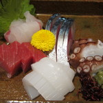 北薩摩 - トミー盛(天然平目、釣り鯖、マグロ、関門(海峡)タコ)：1900円