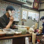 三鉢屋 - 店内の雰囲気もほんわか♪