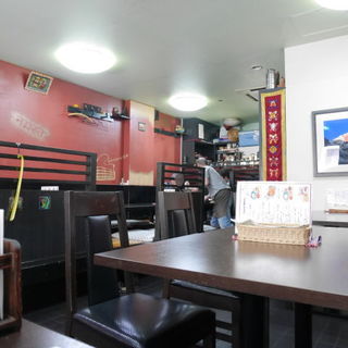 ネパール家庭料理 ホワイトヒマラヤ_2