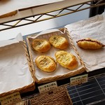 立川商店 - コスパの良いパンがたくさん