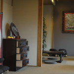 ご夫婦の?素敵なセンスがうかがえる内装や装飾品、置物の数々!!