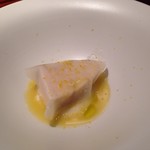 ラ メゾン ドゥ ラ ナチュール ゴウ - サワラ、カブのピューレ、柚子ソース