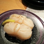 Sushi Kuine - ほたてあぶり