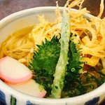 うどん館 藤丸 - えびゴボウかき揚げうどん５４０円