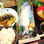 梅乃葉 - 活イカ定食全景