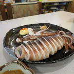 さんかく亭 - いか定食のイカ焼きは一本ゴロンと付いてくる！(；ﾟДﾟ)(2017年5月)