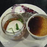 ぶどうの木 - ケーキ１皿目と温泉卵