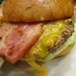 burger house UZU - アップルウッドスモークベーコンチーズバーガー