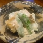 だいどこ やぶれ傘 - 厚揚げとスナップエンドウ