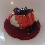 レストラン・モリエール - クレームダンジュハスカップソース