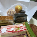 Patisserie Ravi,e relier - 