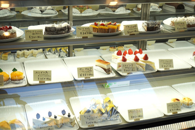 アベイル洋菓子店 新富士 ケーキ 食べログ