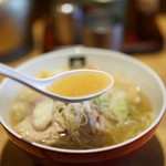 大島 - 澄んだスープ