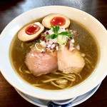 らぁ麺 紫陽花 - 鶏油煮干らぁ麺 味玉TP