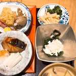 富山 はま作 - 煮凝り、蟹、バイ貝、ブリ照り、漬物、茶碗蒸し