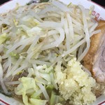 ラーメン二郎 - ラーメン二郎 川越店/小ラーメン 700円 ＋ニンニク