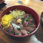 浜茶屋網元 - アジの漬け丼 1330円(税込)