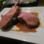 炭火焼酒亭ローリンストーン - 名物／豪州産骨付きラムロース