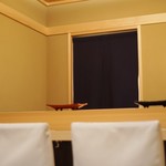 日本橋蛎殻町 すぎた - 個室で時間迄待ちます