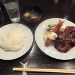 芭亜愚亭 - 日替わりＣランチ「ハンバーグ＆エビフライ＆コロッケ」（ライス味噌汁付き）（９００円込）（２０１７年５月）