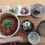 otonari - H29.04.30 今回のおまかせ膳はハマチの漬け丼