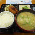 越後川口SA下り線 フードコート - 豚汁定食