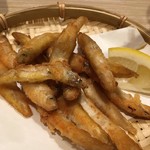 おもてなし旬魚と地鶏 ととや 立川店 - わかさぎの唐揚げ