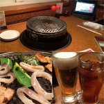 本格炭火焼肉 金剛園 maimai亭 - 炭焼き網/イカも焼き焼き！/生ビール＆ウーロン茶