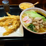 麦きり トクオカ - トリしよかしわうどん６６０円